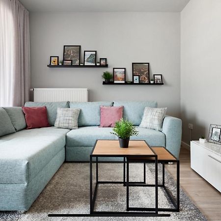 Апартаменты Modern Studio Coresi Брашов Экстерьер фото
