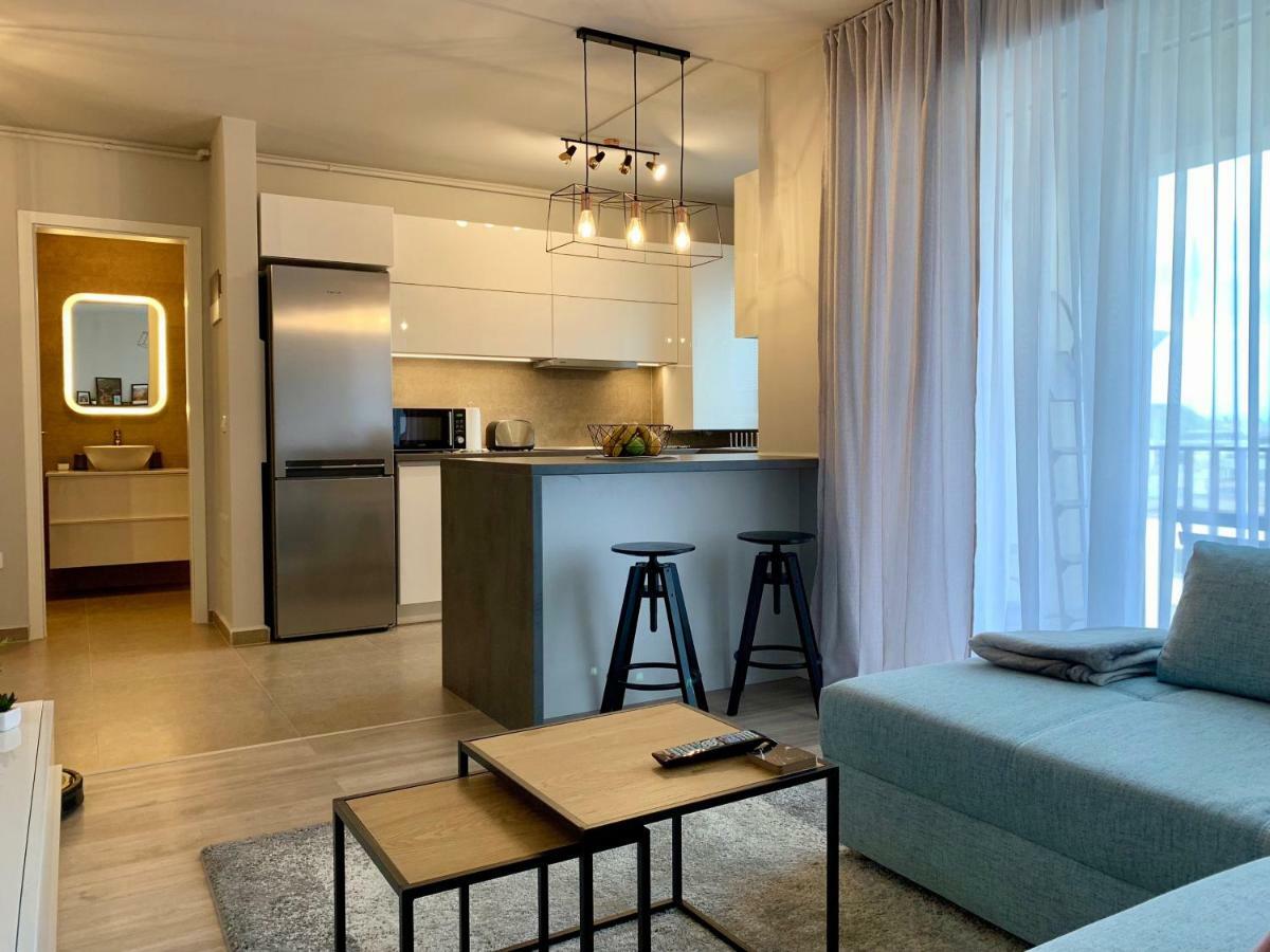 Апартаменты Modern Studio Coresi Брашов Экстерьер фото